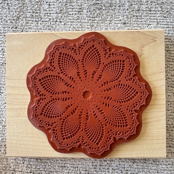 Stampin' Up Hello Doily red rubber Large Stamp NWOT - Picture 2 of 2